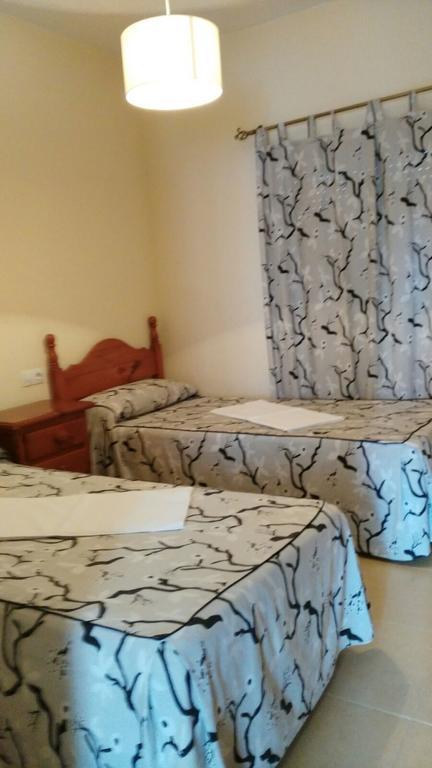 Hostal Las Parcelas Кониль-де-ла-Фронтера Экстерьер фото