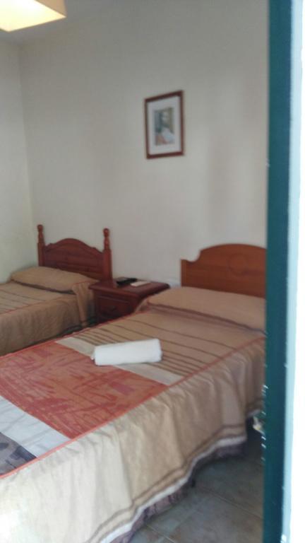 Hostal Las Parcelas Кониль-де-ла-Фронтера Экстерьер фото